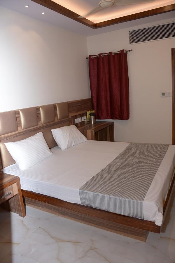 Hotel Golden Oasis - A Well Hygiene Property Paharganj Buitenkant foto