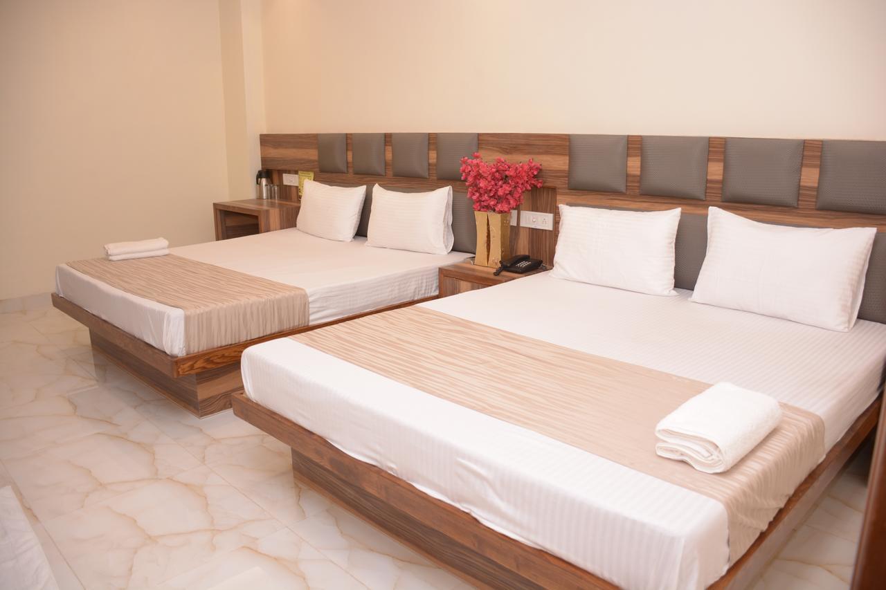 Hotel Golden Oasis - A Well Hygiene Property Paharganj Buitenkant foto